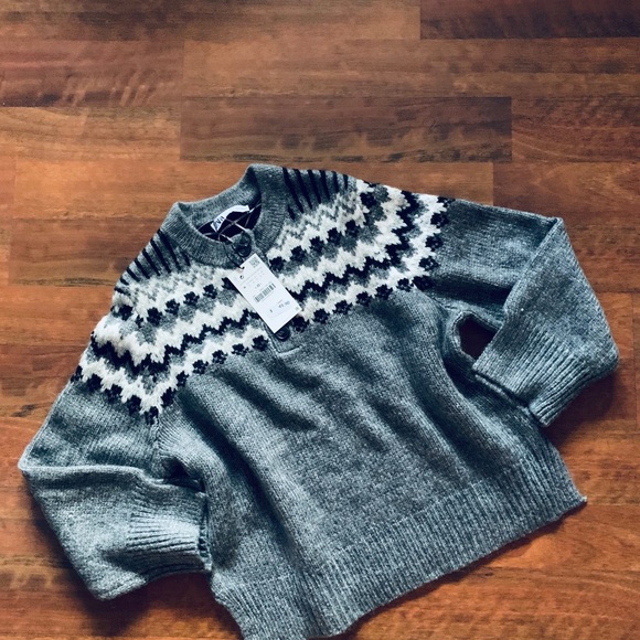 NWT ZARA Sweater. - Picture 2 of 6
